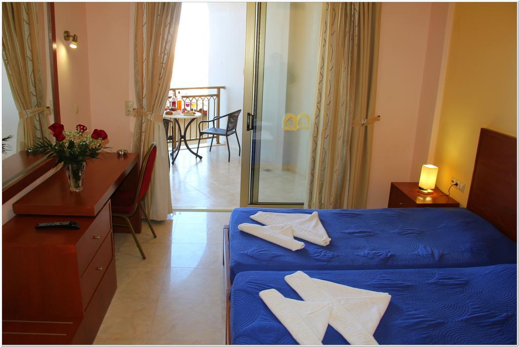 Agelia Beach Hotel Sfakaki Exterior photo